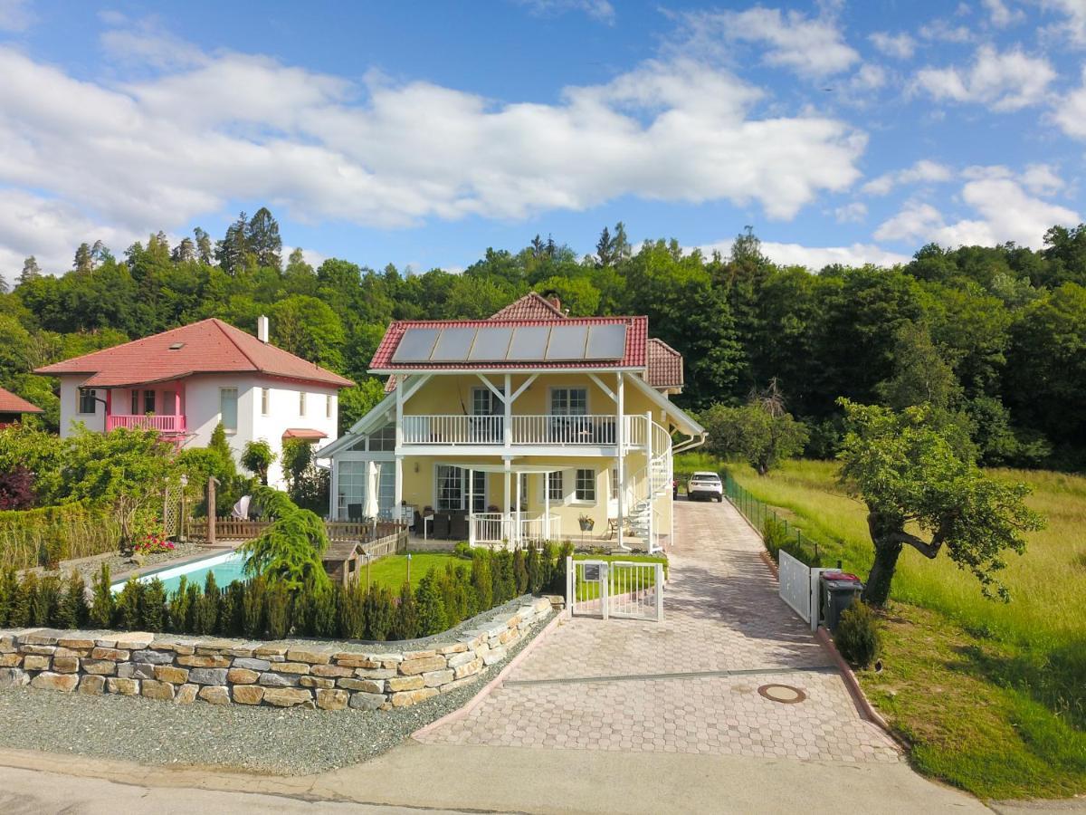 Villa Schaller - Apartment Krumpendorf Exteriör bild